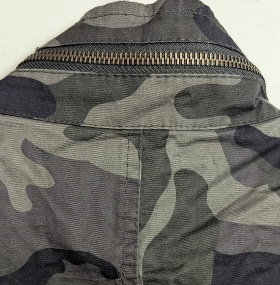 Love Tree Camo Vest Size Large NWT - Picture 9 of 14